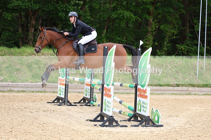 3E7A8511 - Class 4: Senior British Novice/90cm open