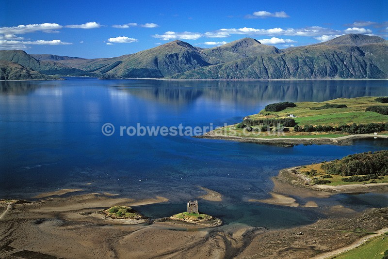 A00387C Castle Stalker on Loch Laich - West and south coastlines