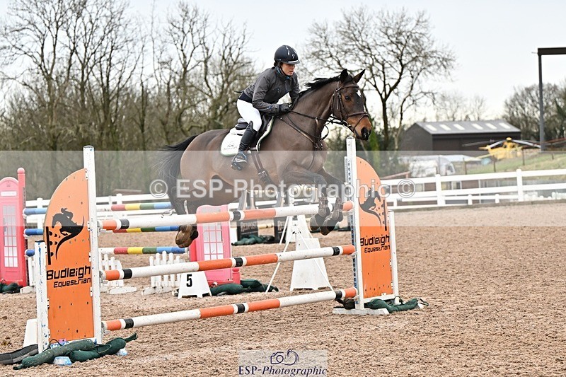 250129-134423-00487 - Cls 06 Foxhunter & 1.20m Open