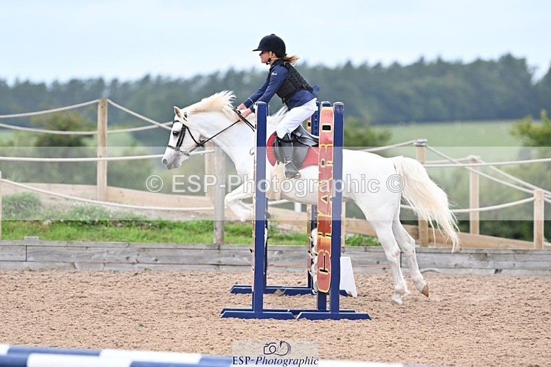 240813-160315-00145 - Clear round & 60cm
