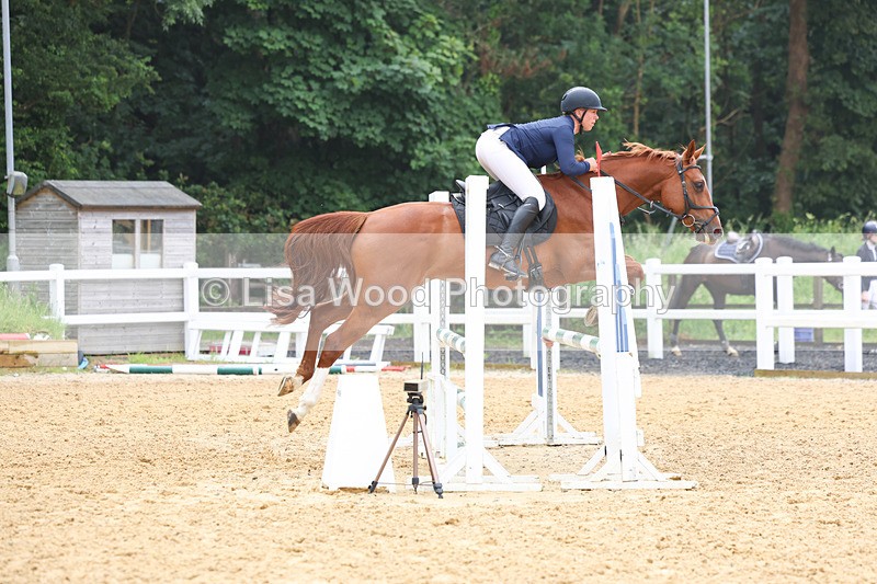 3E7A5648 - Class 4: Senior British Novice/90cm open