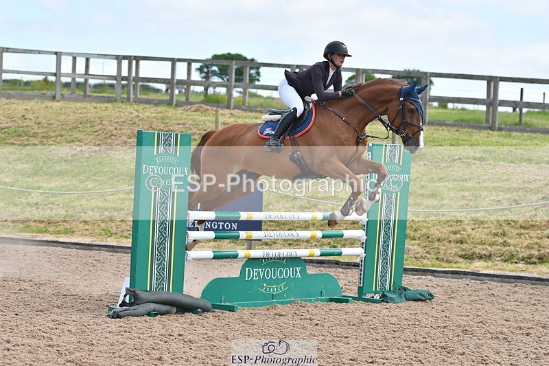 240609A-112625-04566 - Cls 17 Snr 1.05m Open