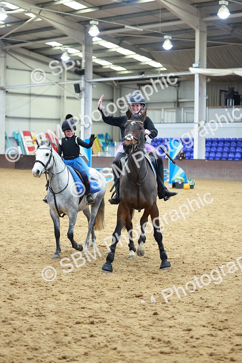 SBM_002797 - Class 4 - Pairs