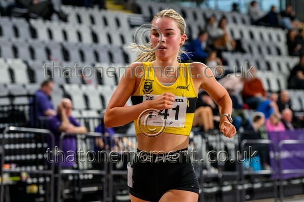 SeniorInd25-911473 - Track Female Set Two