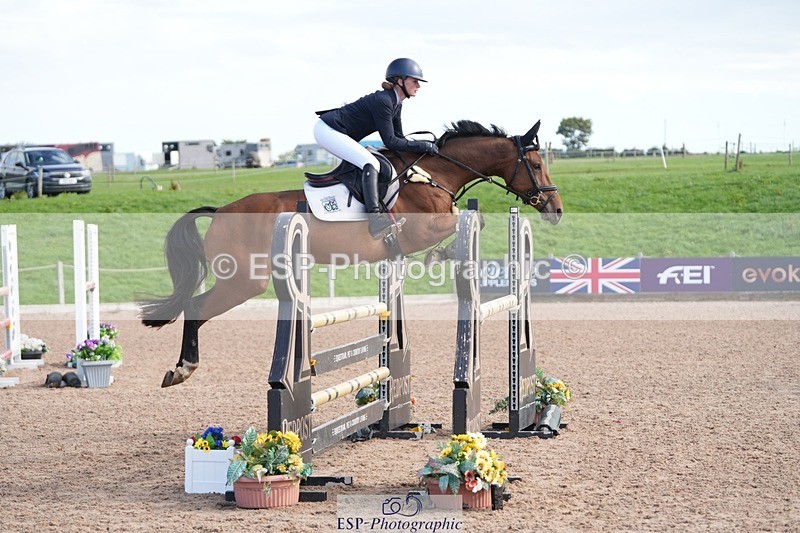 250913-102112-06140 - Cls 14 Snr Newcomers