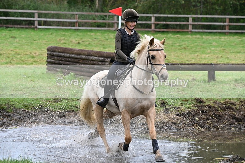 WJ6_7264 - Time at Photographer 13:23 to 13:49