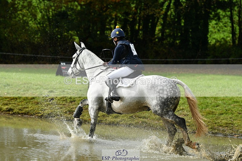 251025A-114709-18824 - F-401-Helen.Hickson