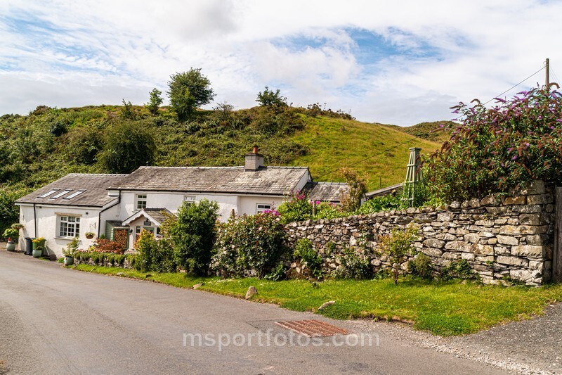 Chocolate box cottage near Grizedale - Travel, city/land scapes