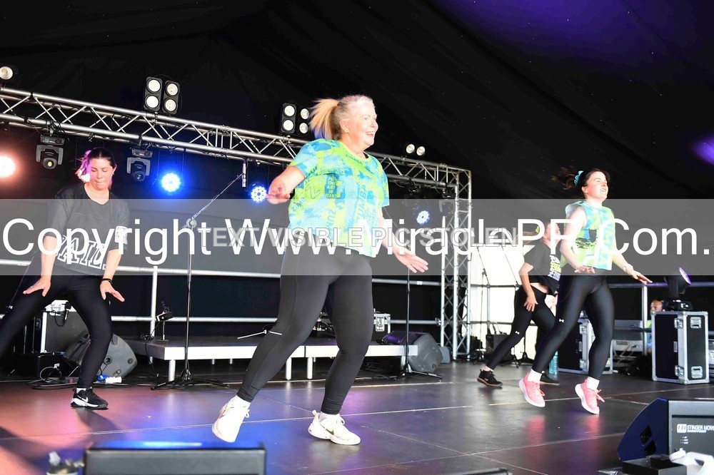 SH4_0354 - Zumba with Sara Ann.