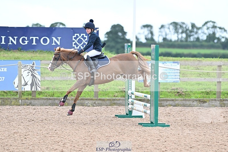 240813-165347-00332 - Classes 3A&B & 4 70cm