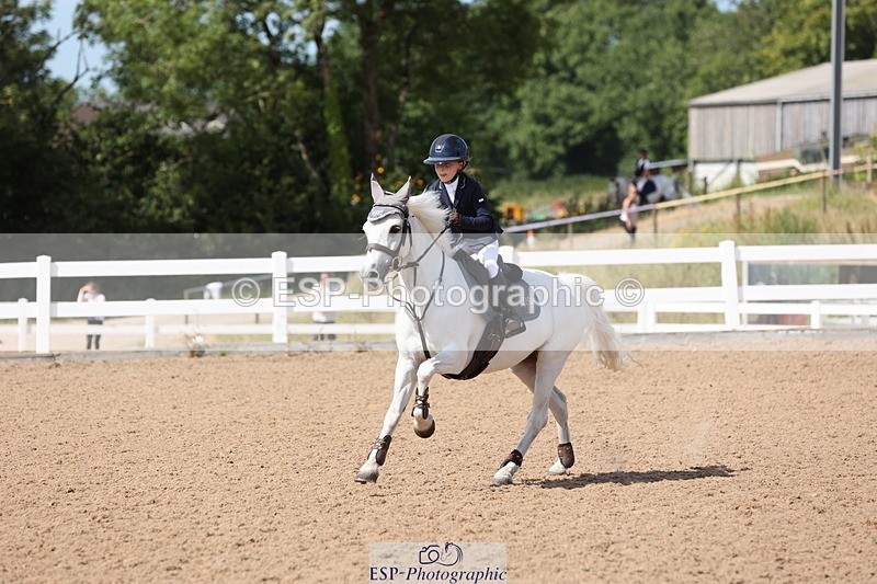 240629A-162501-08013 - Cls 13 Stepping Stones 128cm + 138cm