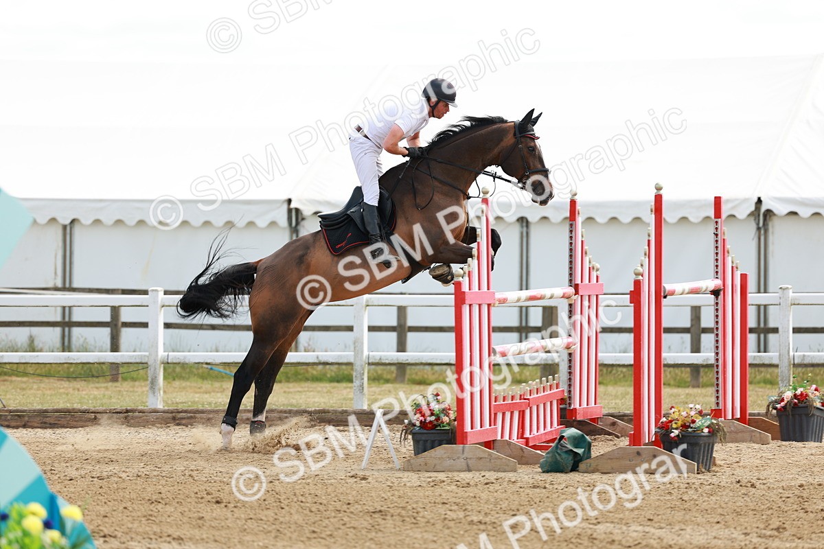 SBM_020344 - Class 22 - National 1.30m Open