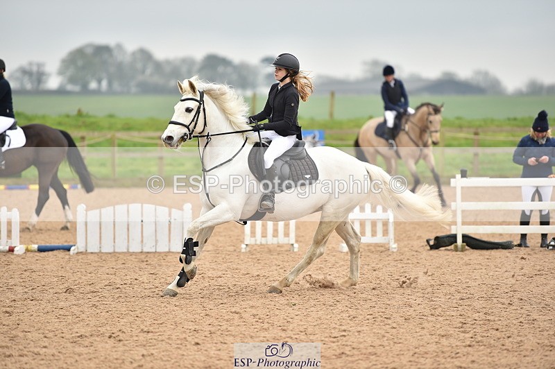 240331A-105046-00536 - 90cm First Round