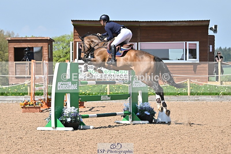 240509A-113614-01231 - Cls 9 Snr 1.20m Open