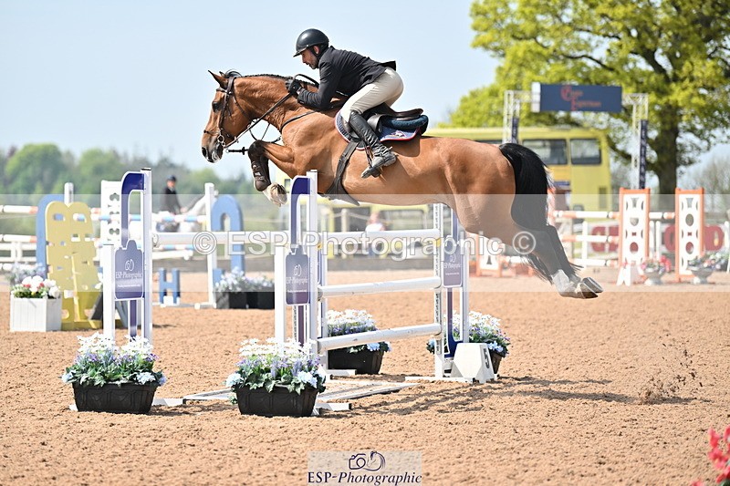 240510A-144517-08122 - Cls 23 Talent Seeker Inc 7yr old 14.10 to Finish