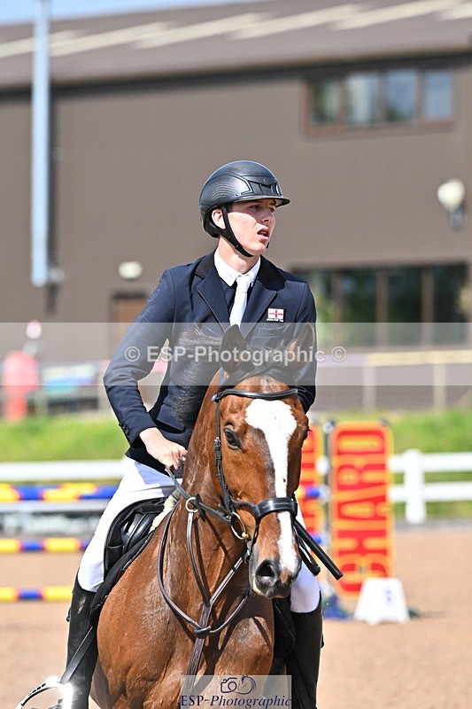 240619A-160103-01093 - Cls 5 Snr Foxhunter and 1.20m Open