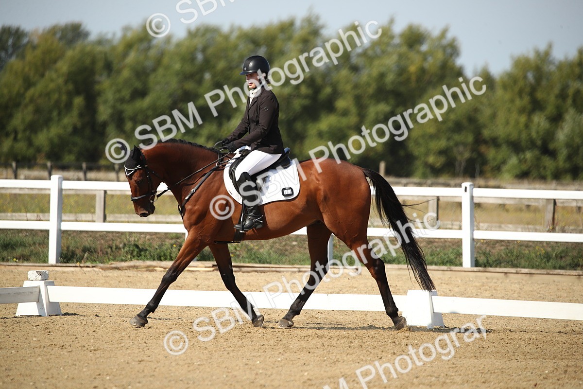 SBM_004130 - Class 11 - Novice 5 - 10.24-11.20