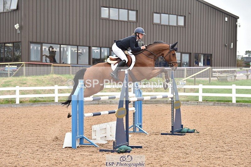 231011A-135952-00612 - Cls 5 Foxhunter & 1.20m Open
