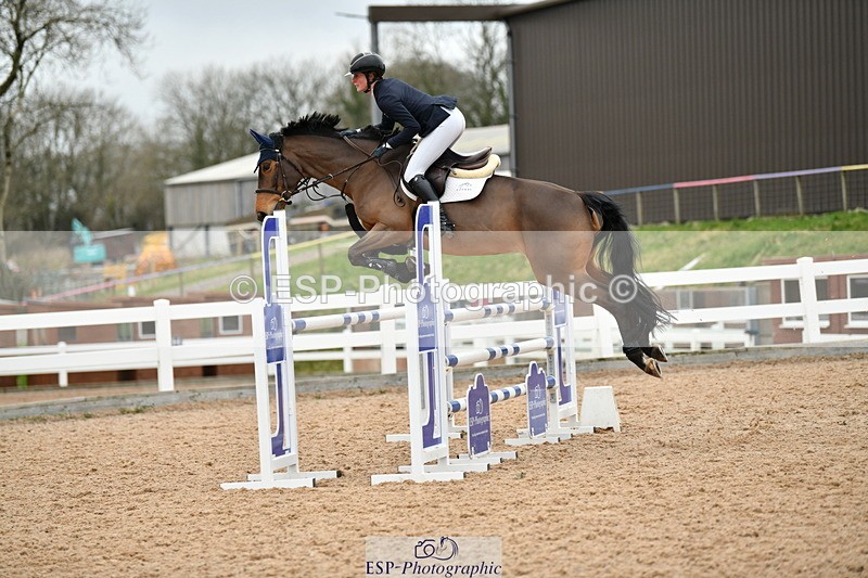 240112A-123715-00775 - Cls 5 Newcomers and 1.10m Open