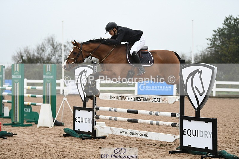 241103A-103705-07516 - SUN Cls 21 Snr Newcomers and 1.10m Open