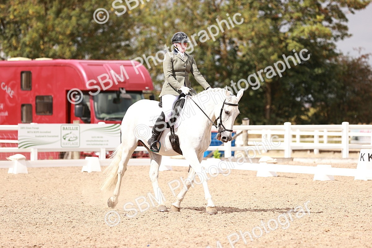 SBM_06316 - Class 37 - Novice 5