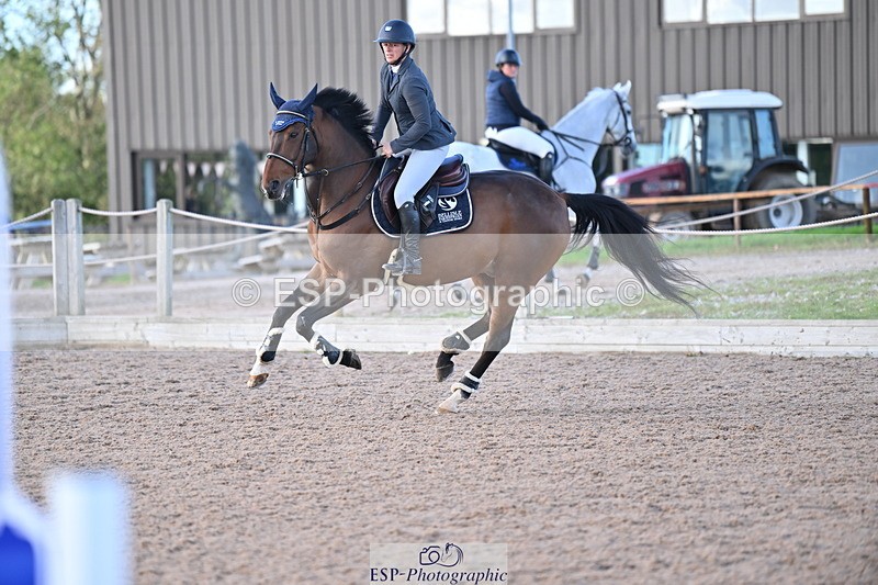 231014A-182143-06436 - Cls 21 National 1.30 & 1.40m Open