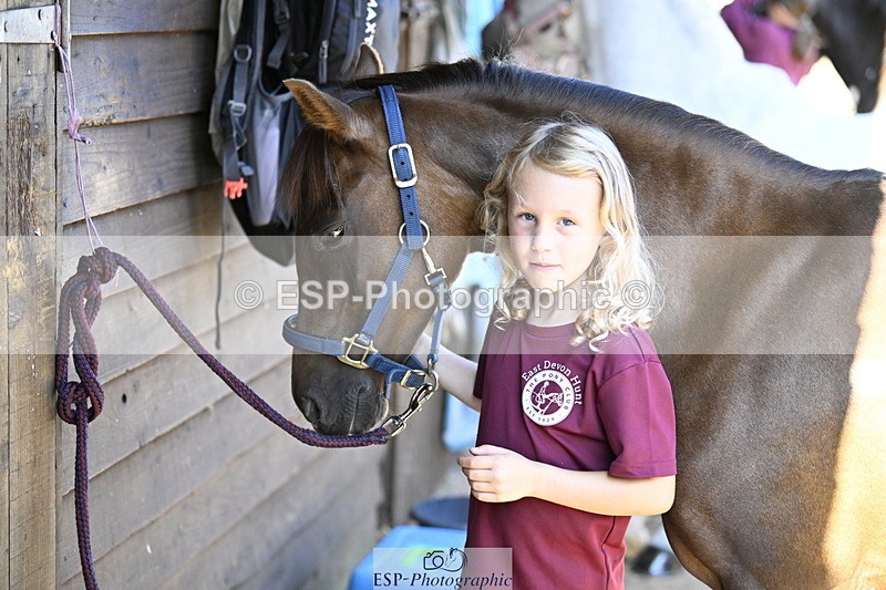 240728B-093250-00046 - Sunday Stable Shots and Fancy Dress