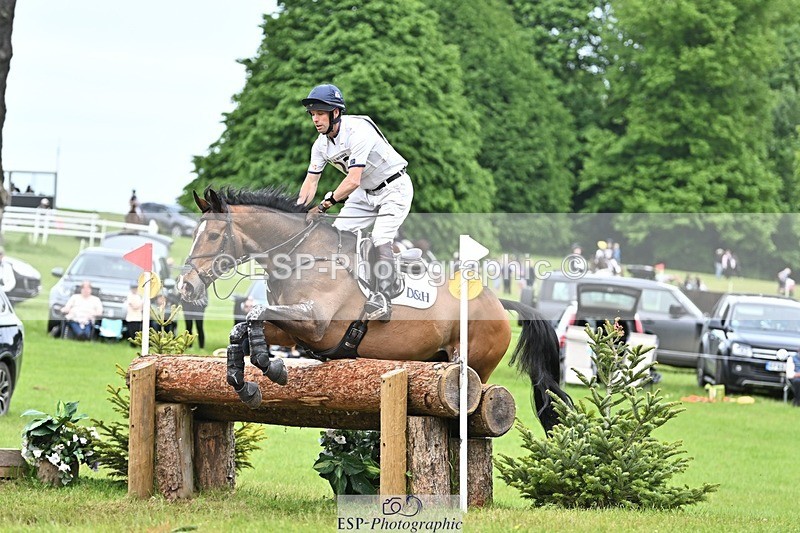 240525-153912-17218 - 222-KILCANNON_SENSATION-Harry_Meade