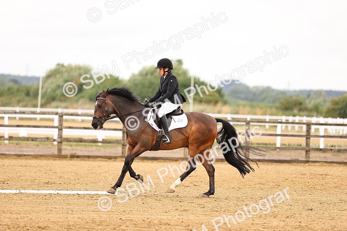 SBM_004064 - Class 7-10 - Novice 2-Elementary 2