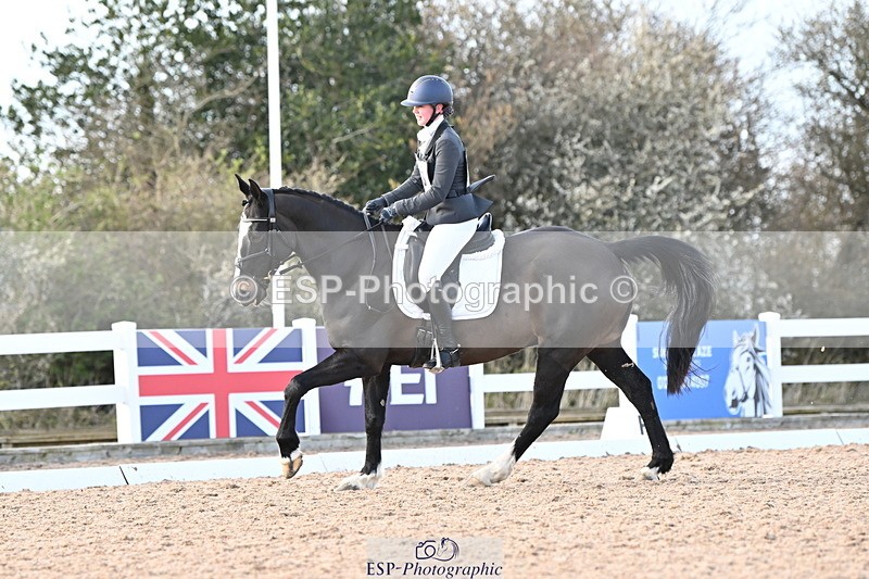 240324A-160343-04720 - Novice 28, 15.33 to 16.15