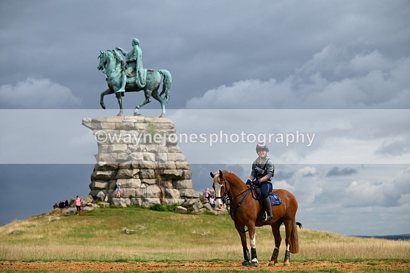 DSC_4626 - Time at Statue 11:10 to 11:42