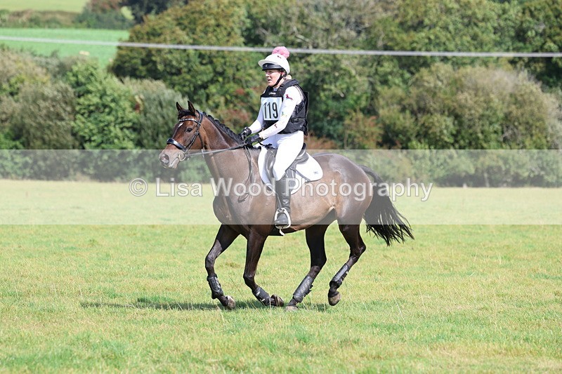 3E7A6678 - Class 1: Trebudannon Open: Pheasant Feeder