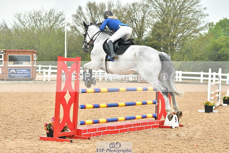 230504A-143841-02090 - Cls 5 1.05m Amateur Quali