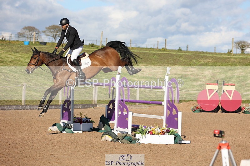 240419A-172650-09795 - Cls 10, 2 Star Big Tour 145cm  Break to End