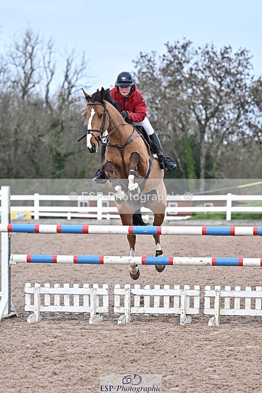 251126-134851-00635 - Cls 5 Foxhunter and 1.20m