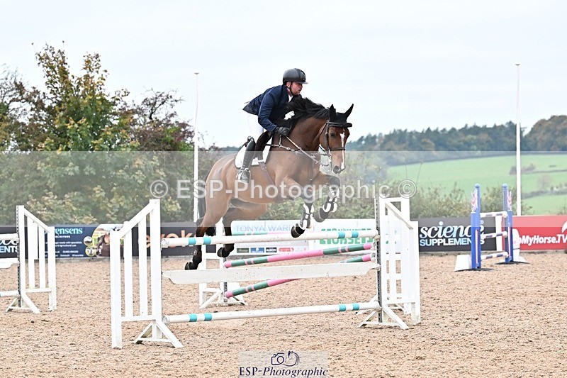 251015-152411-00890 - Cls 6 Foxhunter and 1.20m Open