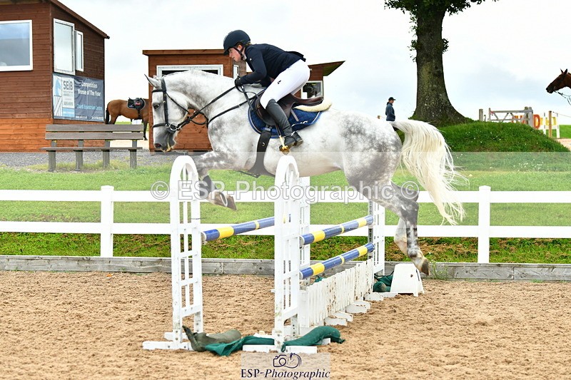 230813A-102901-11448 - Cls 40 A&B Senior Discovery & 1m Open