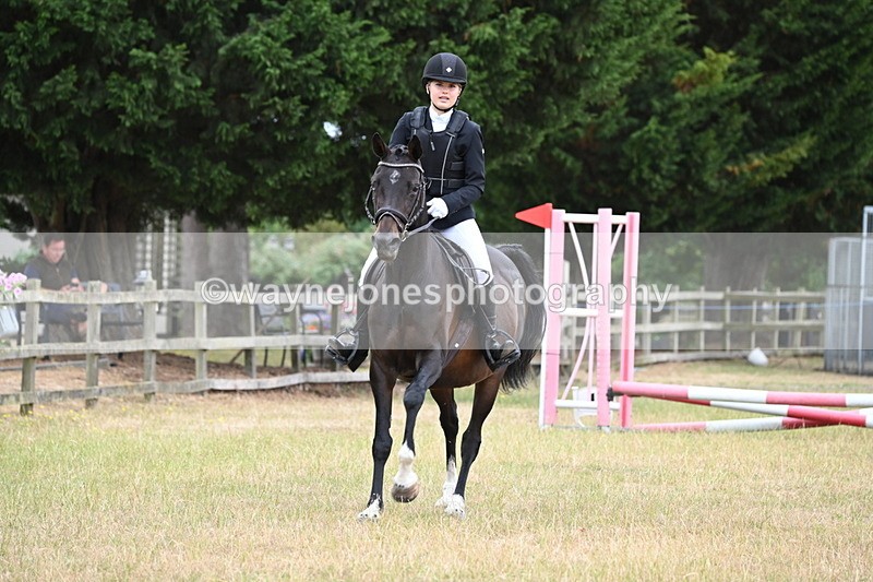 WJ6_9671 - Class 12 Minimus Jumping 45cm