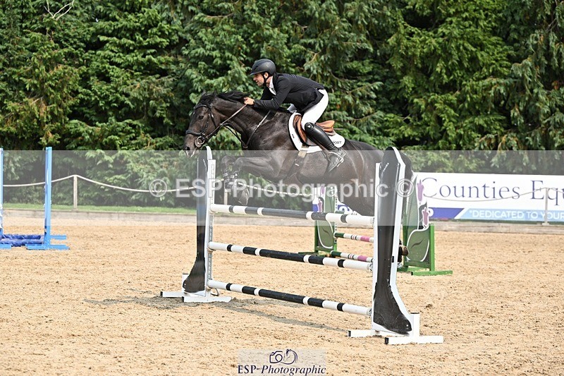 240818-151458-05136 - Cls 12A Snr Foxhunter & 1.20m Open