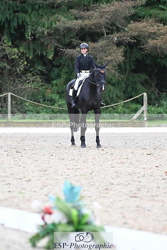 231019-144636-04277 - 056-WILLOW.BDA-Lisa.Maynard-DR