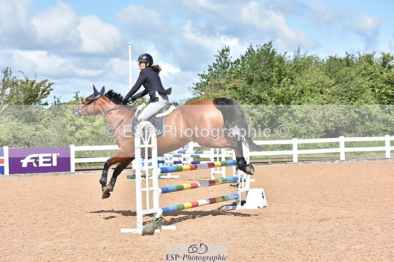 230806A-105446-01262 - Cls 17 Snr Discovery & 1m Open