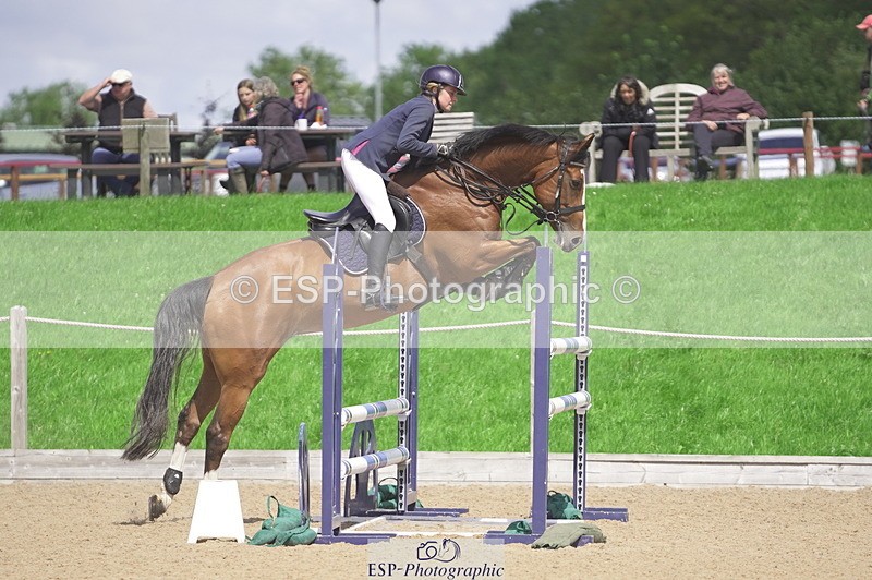 230806A-124156-02044 - Cls 14 Snr Foxhunter & 1.20m Open