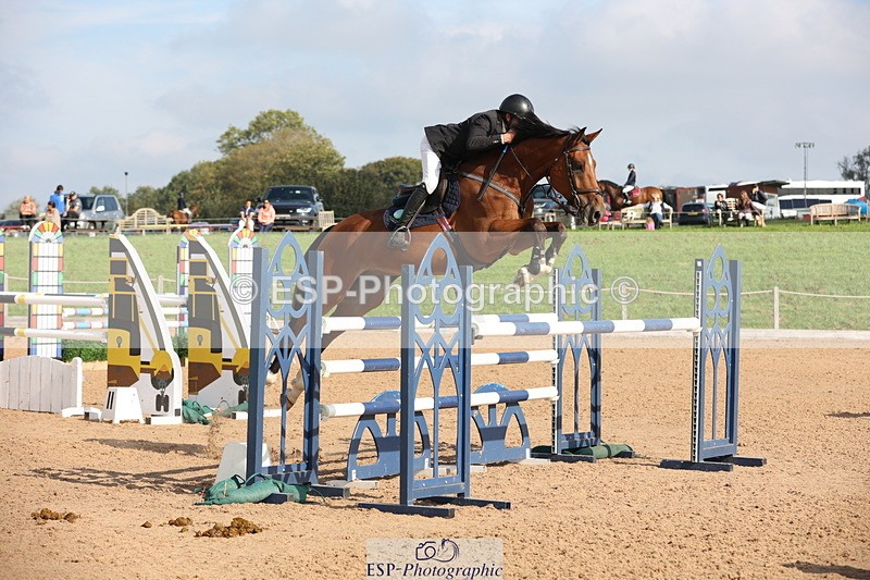 230915A-104423-01521 - Cls 2 Snr Foxhunter