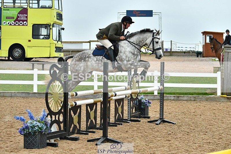 230504A-142554-02031 - Cls 5 1.05m Amateur Quali