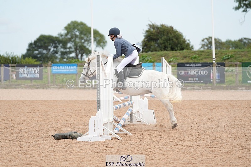 260901-152139-00065 - 60cm Classes
