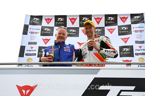  - Senior Race - TT 2010