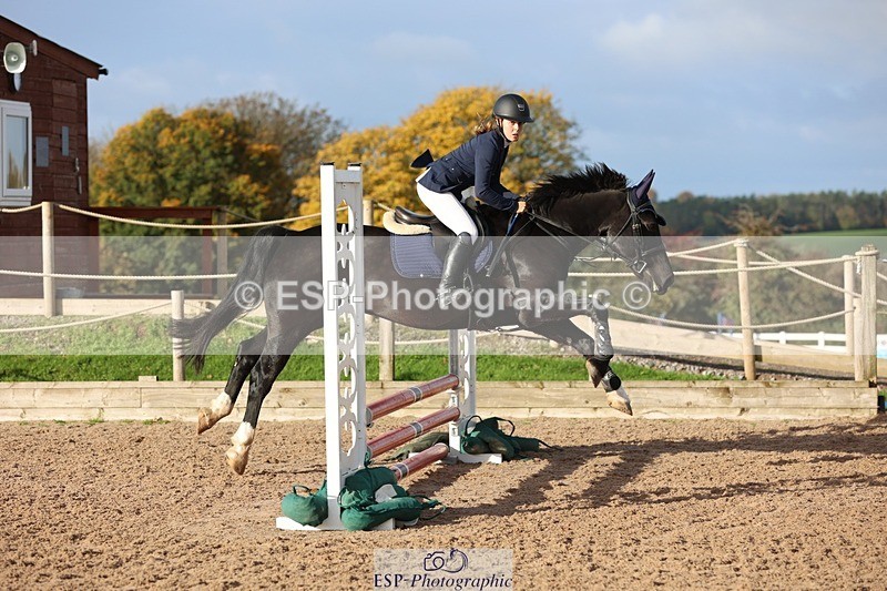 251025-101003-00818 - Cls 21+22 Club and Schools 60cm