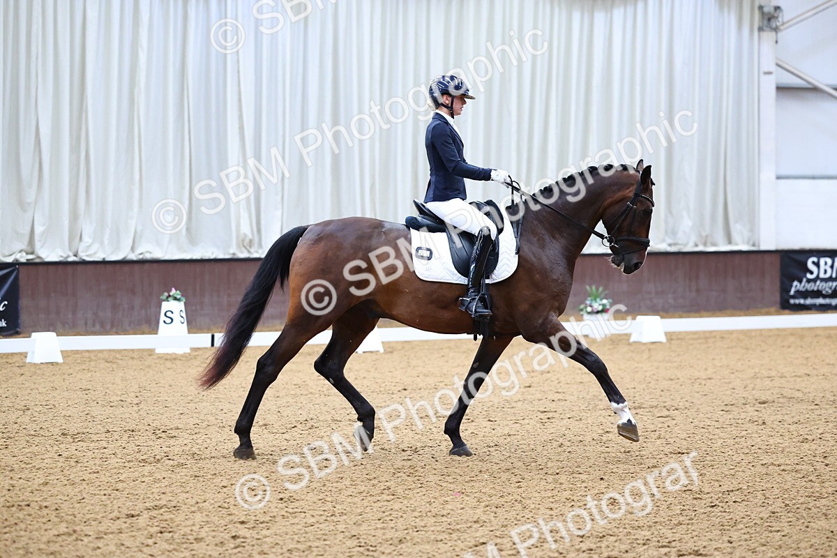 SBM_005551 - Class 5 - Novice 6 - 9.30-10.33