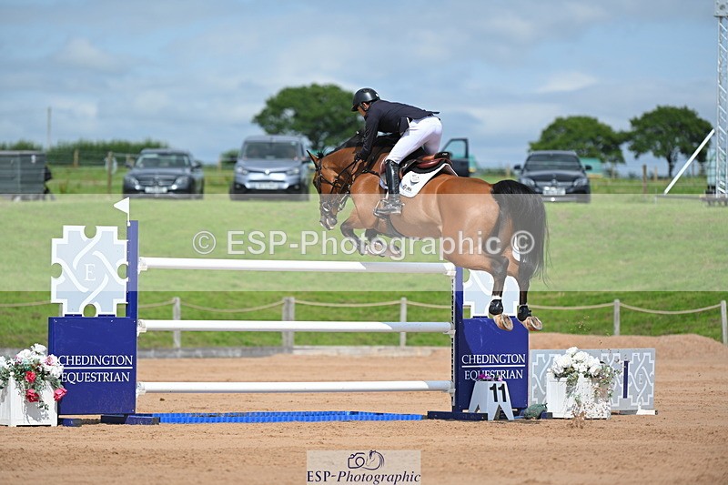 230721A-155649-07516 - Cls 10, 2 Star Big 1.45m Start to break