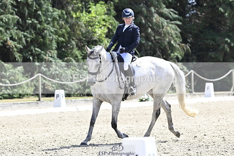 250810A-140223-06845 - 019-Jane.PhillipsFair.Duchess